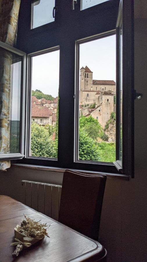 Gite Du Tourneur Studio Au Coeur De Saint Cirq Luaran gambar